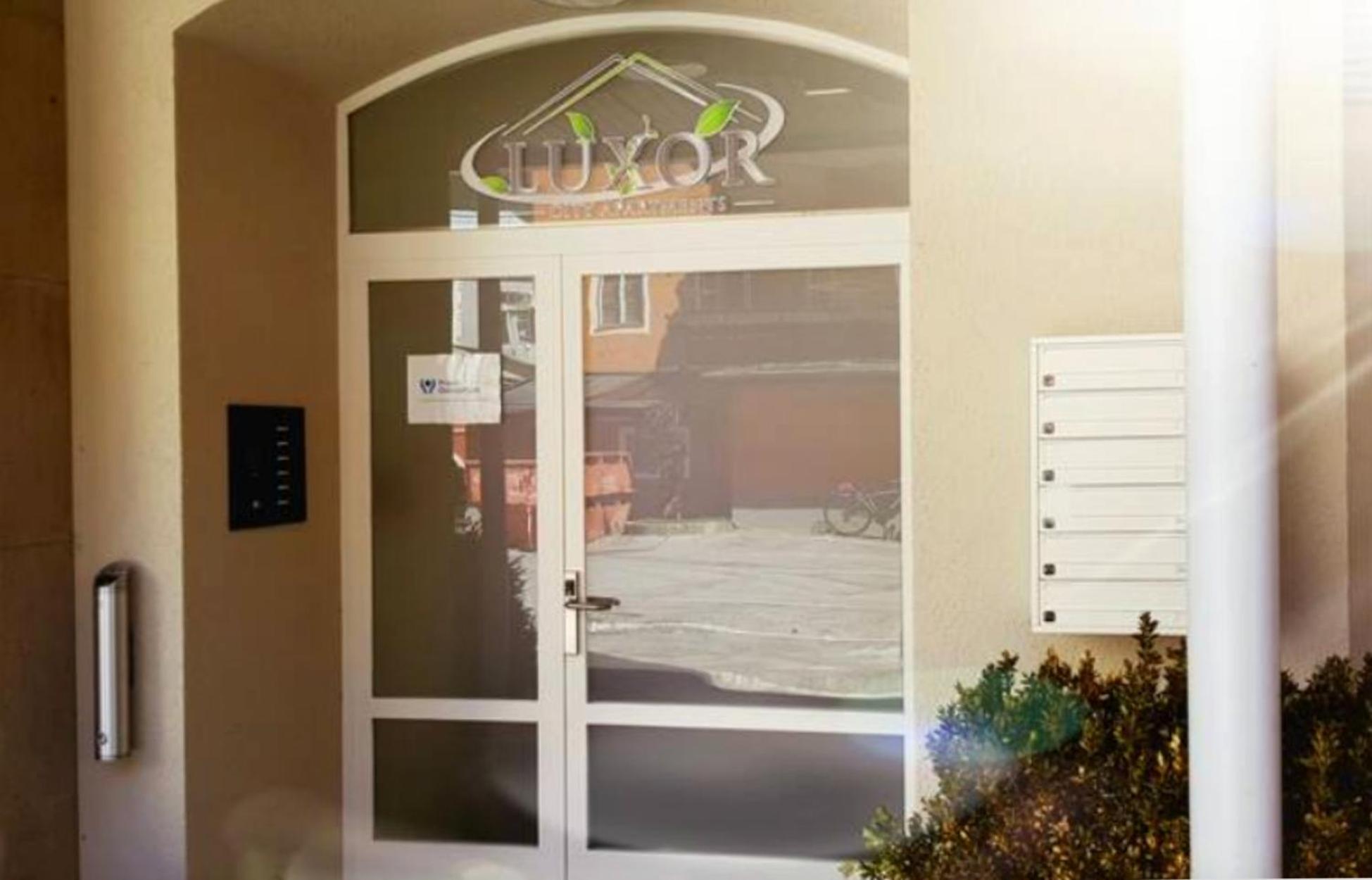 Luxor City Apartments 利恩茨 外观 照片